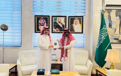 سفير خادم الحرمين الشريفين لدى جمهورية الجزائر الديمقراطية الشعبية يستقبل رئيس جمعية كرة القدم المصغرة السعودية